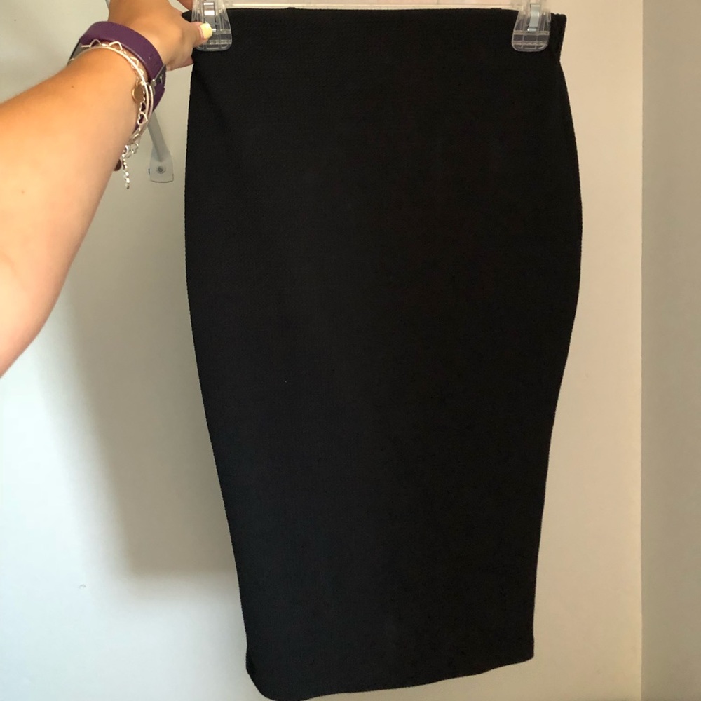 Black pencil skirt
